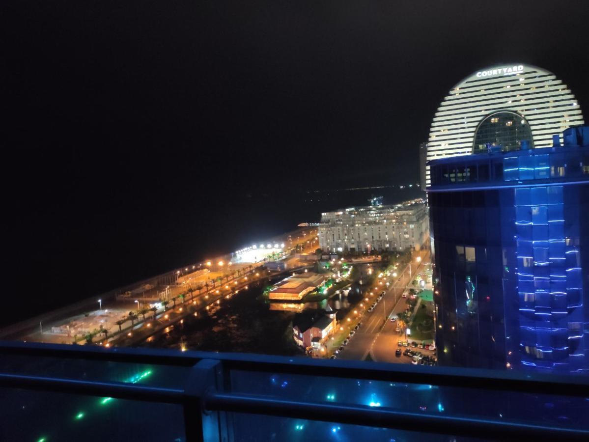 Orbi Cyti Apartman Batumi Kültér fotó