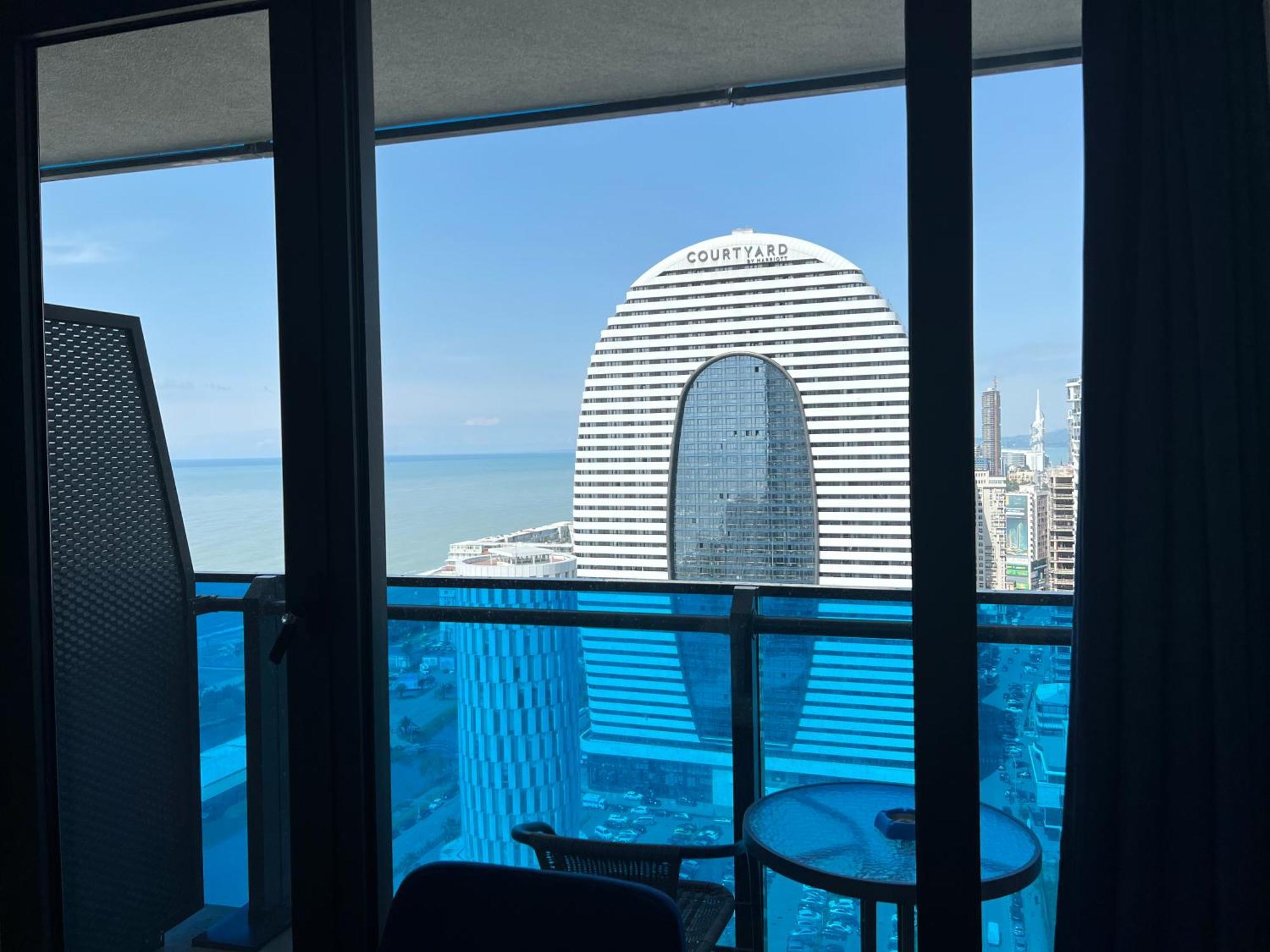 Orbi Cyti Apartman Batumi Kültér fotó